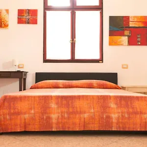 Gasthof Joy Living, Sandrà
